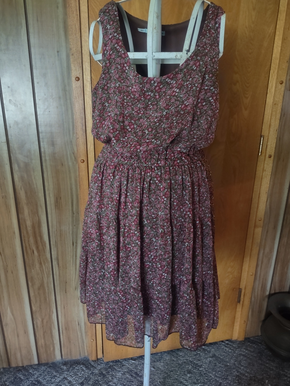 Maurices Dusty Rose Floral Sleeveless Midi Dress